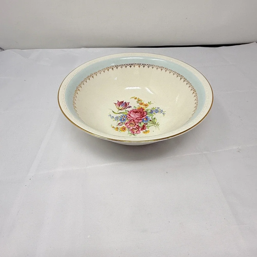 Homer Laughlin Eggshell Georgian Floral Serving Bowl Gold Trim 9 Inch